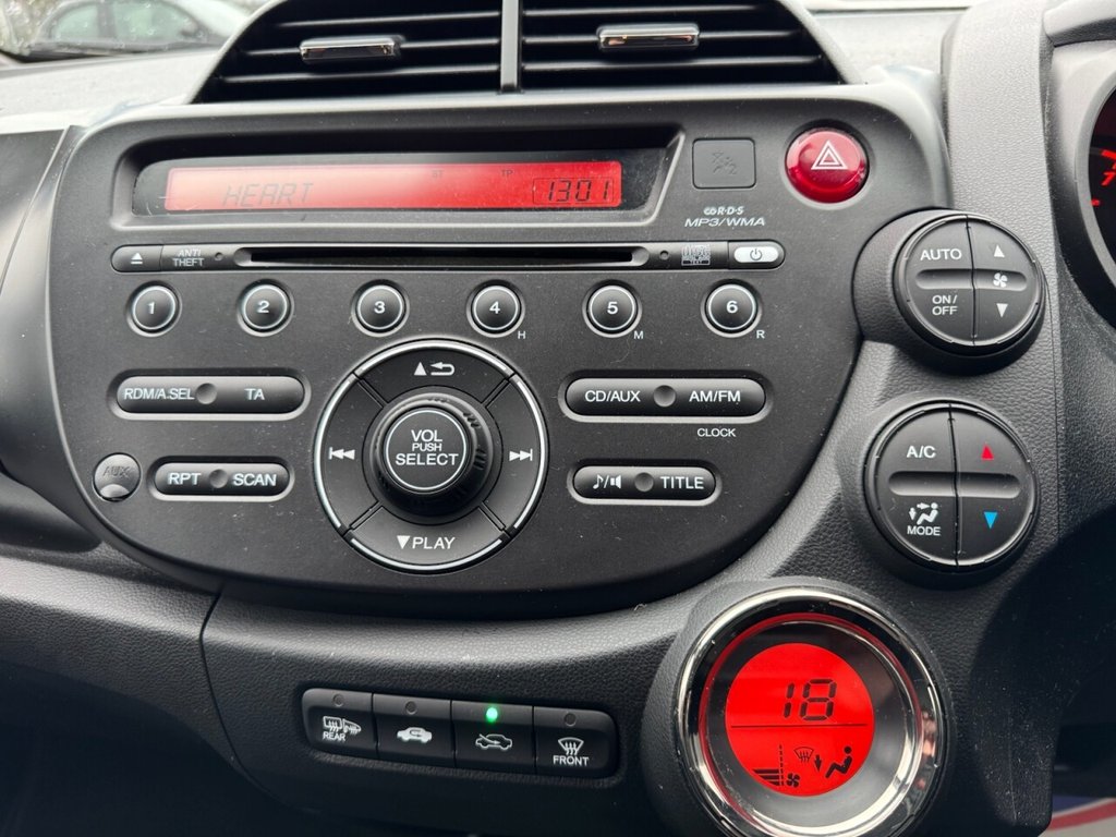 Used Honda Jazz 2015 for sale - 77680411: Photo 25