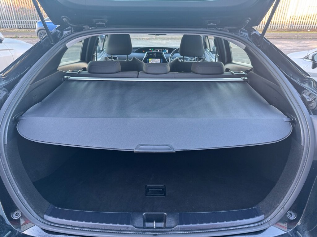 Used Toyota Prius 2016 for sale - 76934722: Photo 31