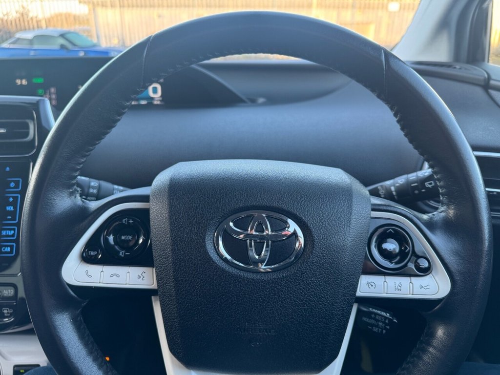 Used Toyota Prius 2016 for sale - 76934722: Photo 32