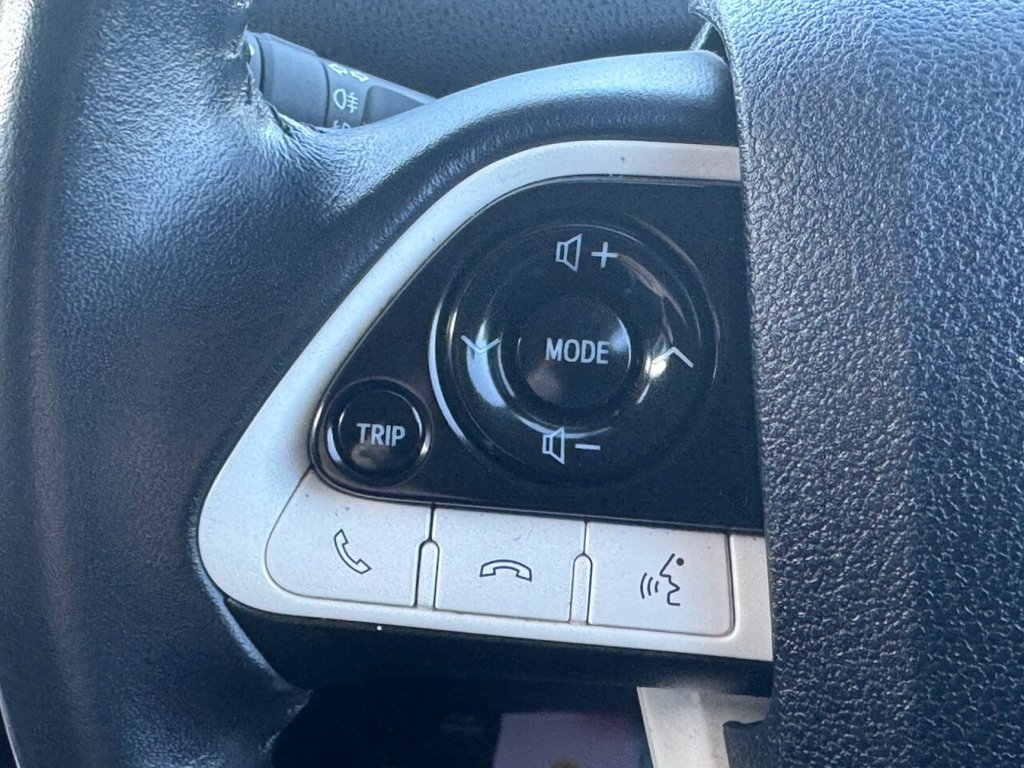 Used Toyota Prius 2016 for sale - 76934722: Photo 33