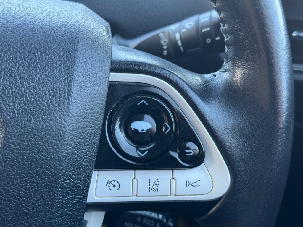 Used Toyota Prius 2016 for sale - 76934722: Photo 34