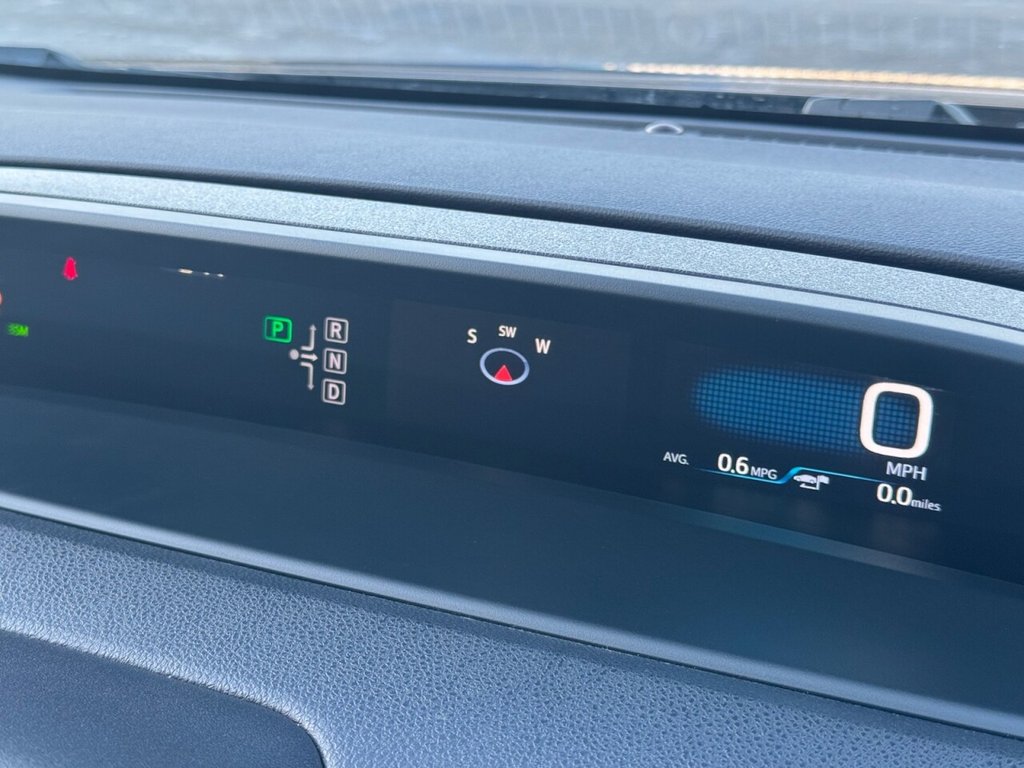 Used Toyota Prius 2016 for sale - 76934722: Photo 35