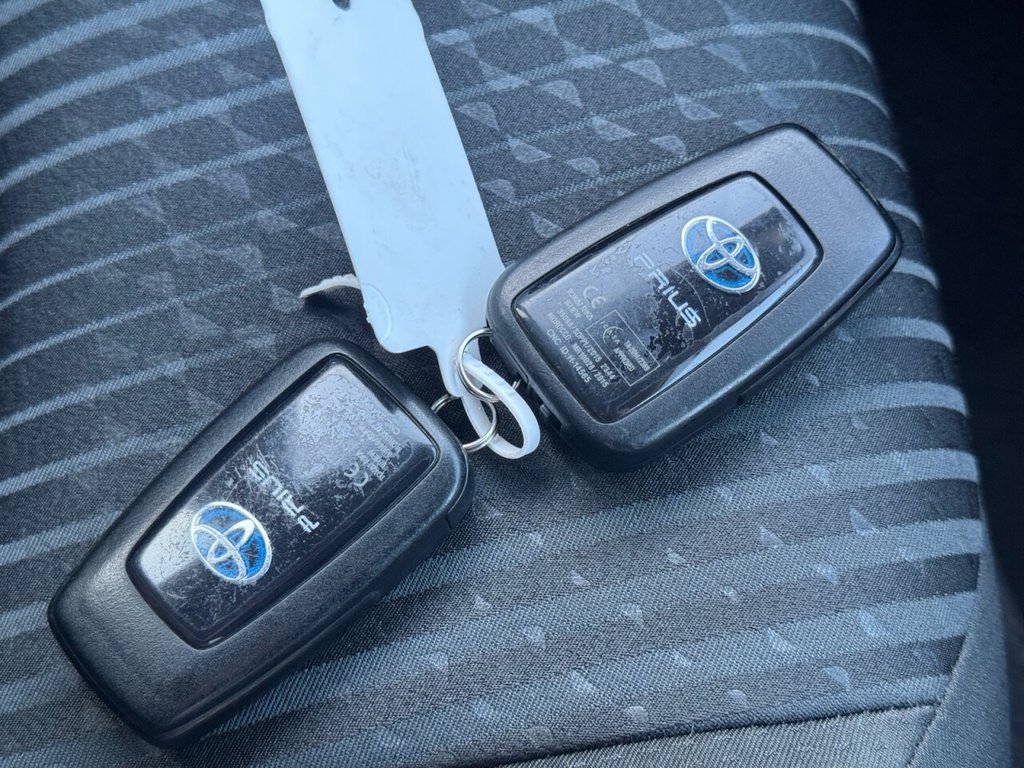 Used Toyota Prius 2016 for sale - 76934722: Photo 39