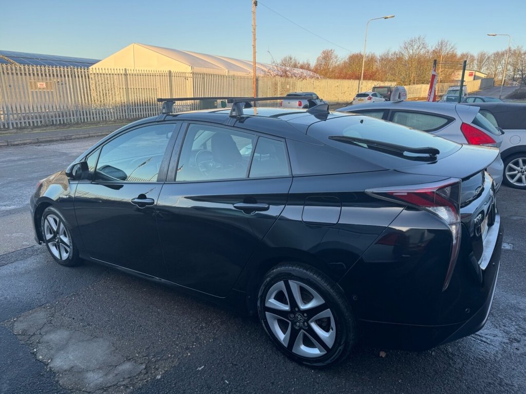 Used Toyota Prius 2016 for sale - 76934722: Photo 8