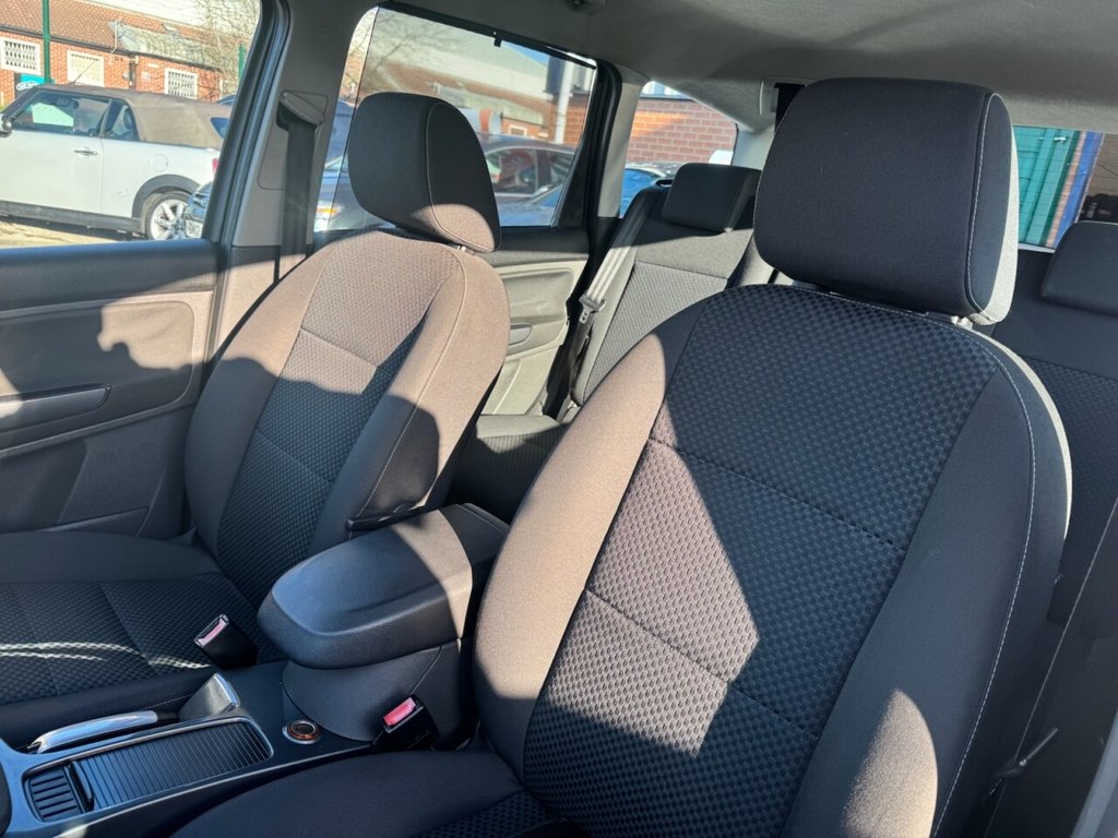 Used Ford C-Max 2009 for sale - 76686405: Photo 19