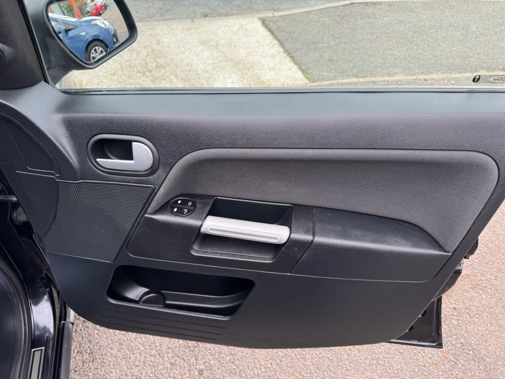 Used Ford Fusion 2009 for sale - 76400496: Photo 11