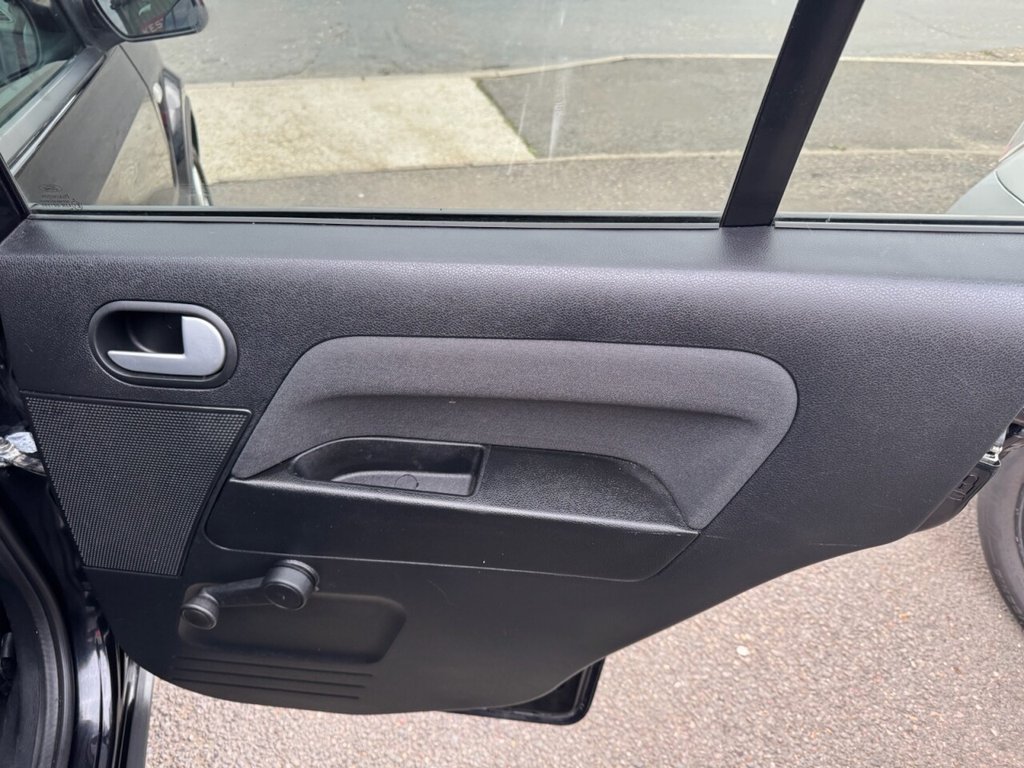 Used Ford Fusion 2009 for sale - 76400496: Photo 15