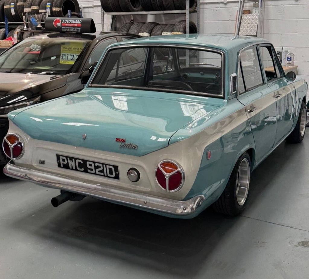 Used Ford Cortina 1966 for sale - 77054204: Photo 2