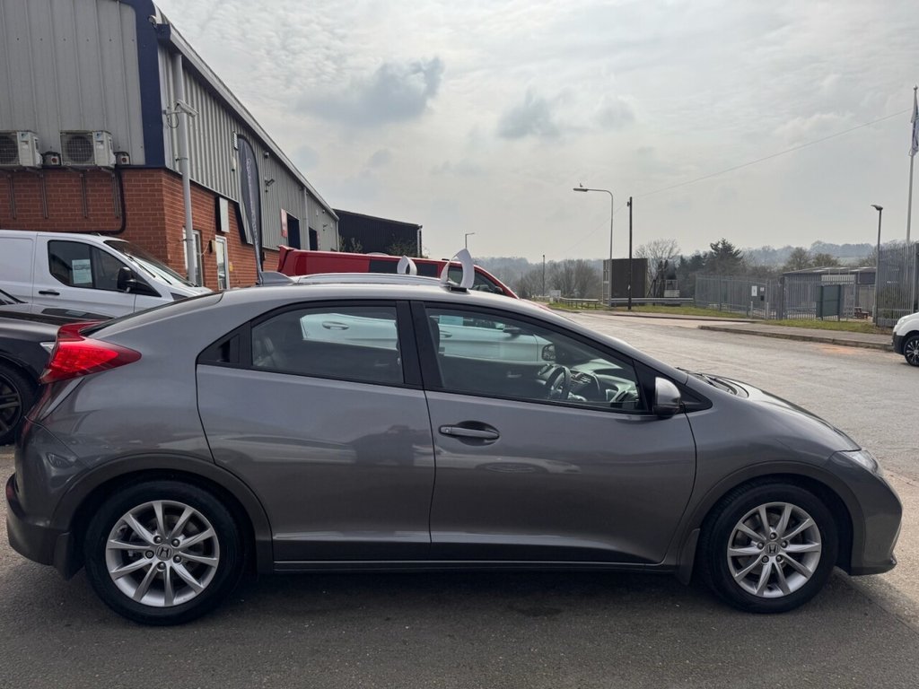 Used Honda Civic 2013 for sale - 77976586: Photo 5