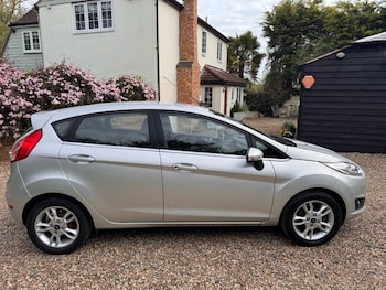 Used Ford Fiesta 2016 for sale - 78288384: Photo