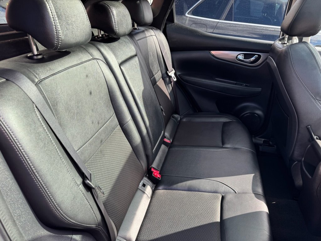 Used Nissan Qashqai 2017 for sale - 76604372: Photo 19