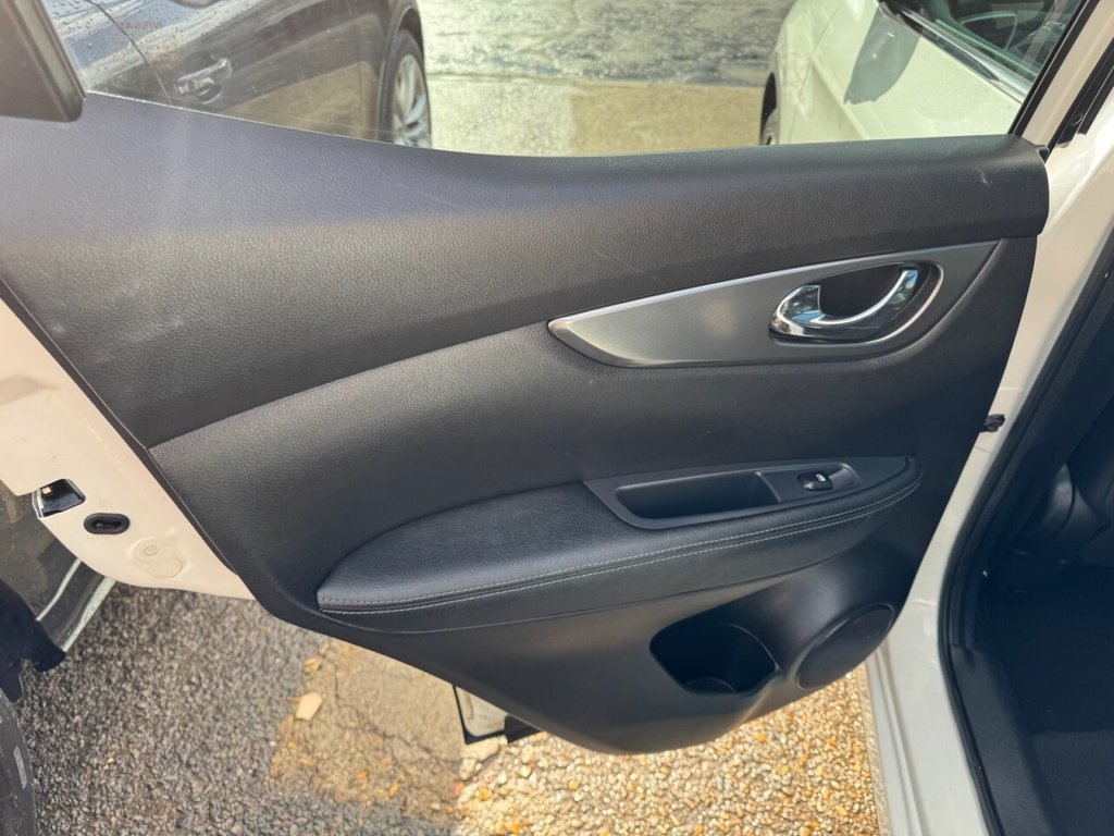 Used Nissan Qashqai 2017 for sale - 76604372: Photo 26