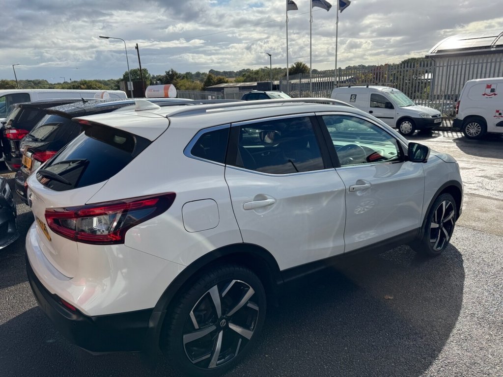 Used Nissan Qashqai 2017 for sale - 76604372: Photo 5