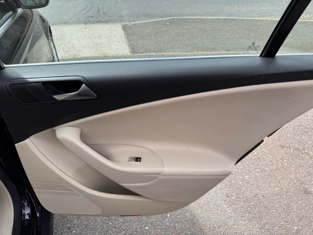 Used Volkswagen Passat 2010 for sale - 78212672: Photo 14