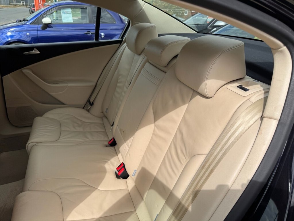 Used Volkswagen Passat 2010 for sale - 78212672: Photo 16