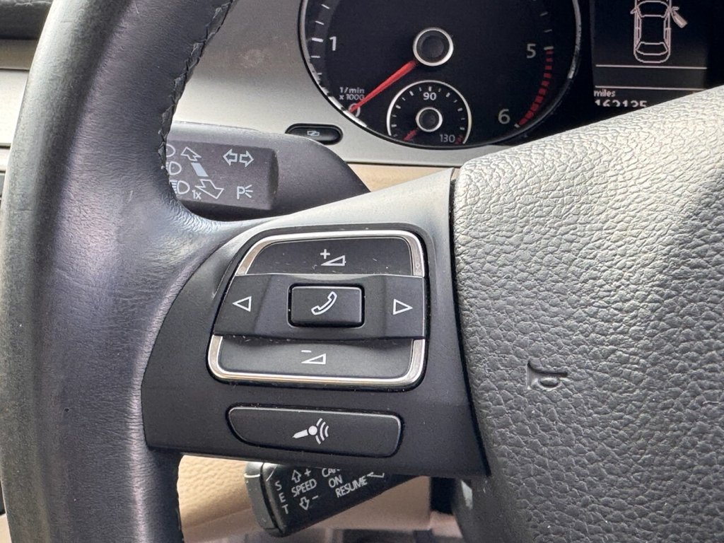 Used Volkswagen Passat 2010 for sale - 78212672: Photo 25