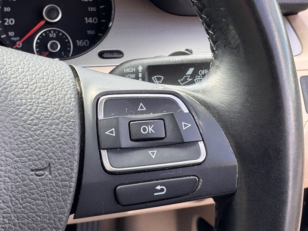 Used Volkswagen Passat 2010 for sale - 78212672: Photo 26