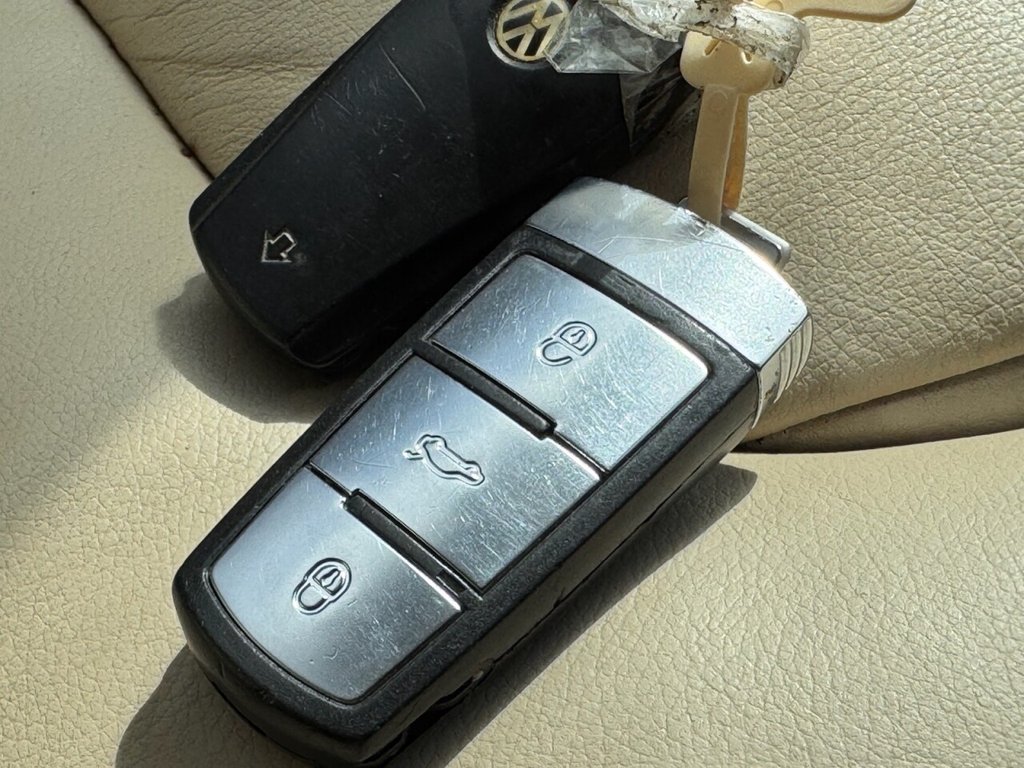 Used Volkswagen Passat 2010 for sale - 78212672: Photo 34