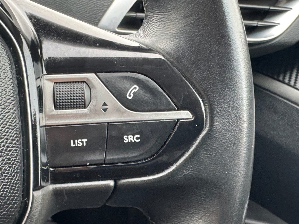 Used Peugeot 3008 2021 for sale - 76547035: Photo 27