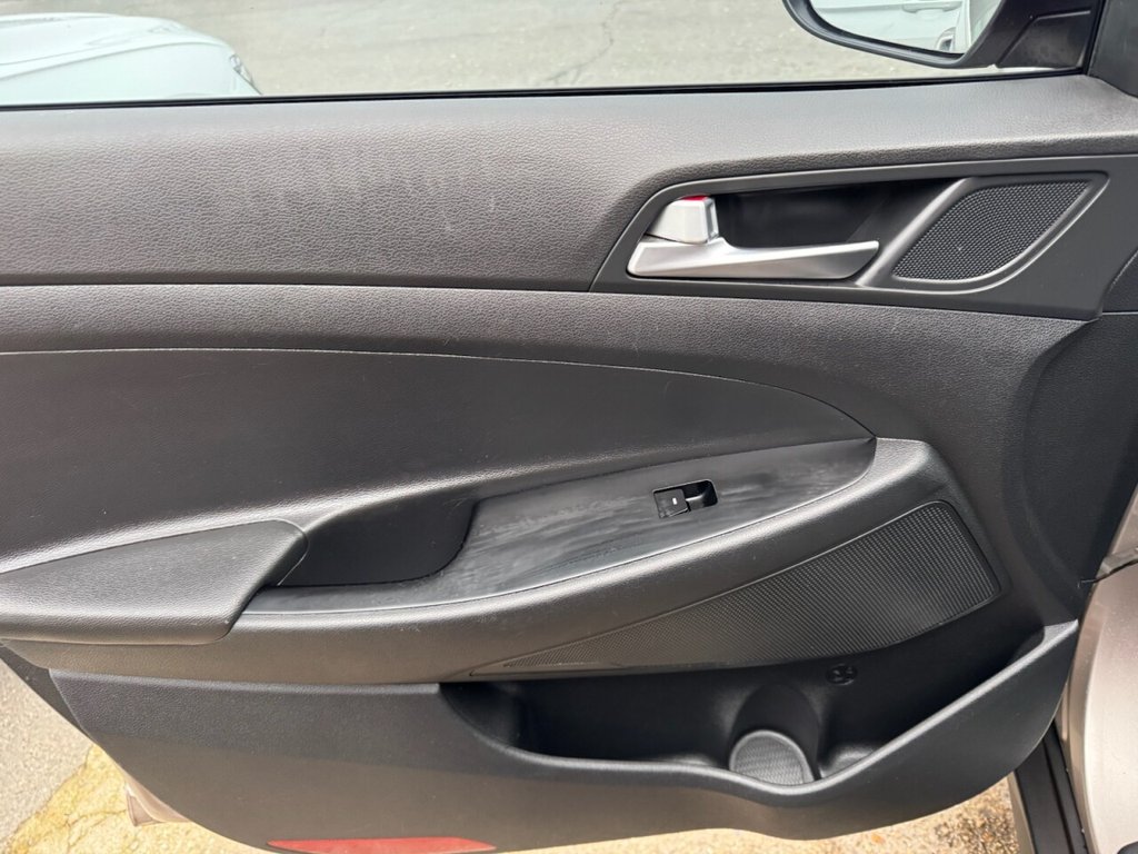 Used Hyundai TUCSON 2017 for sale - 77451551: Photo 31