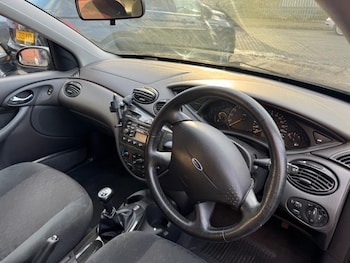 Used Ford Focus 2000 for sale - 76520549: Photo