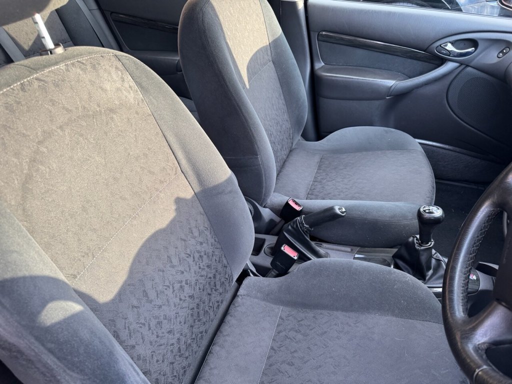 Used Ford Focus 2000 for sale - 76520549: Photo 8