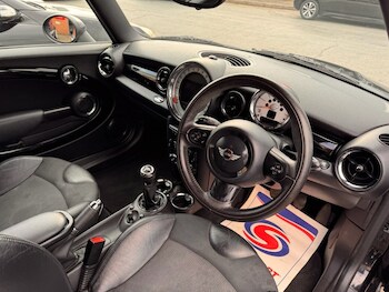 Used MINI Hatch 2011 for sale - 78401732: Photo