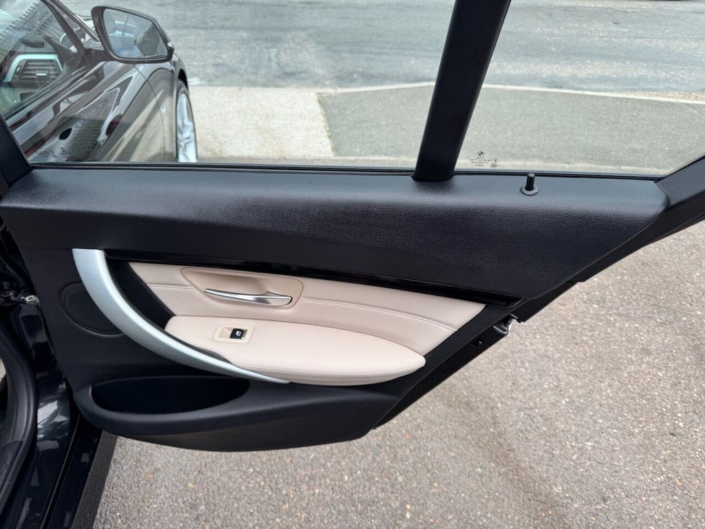 Used BMW 3 Series 2016 for sale - 76190430: Photo 27