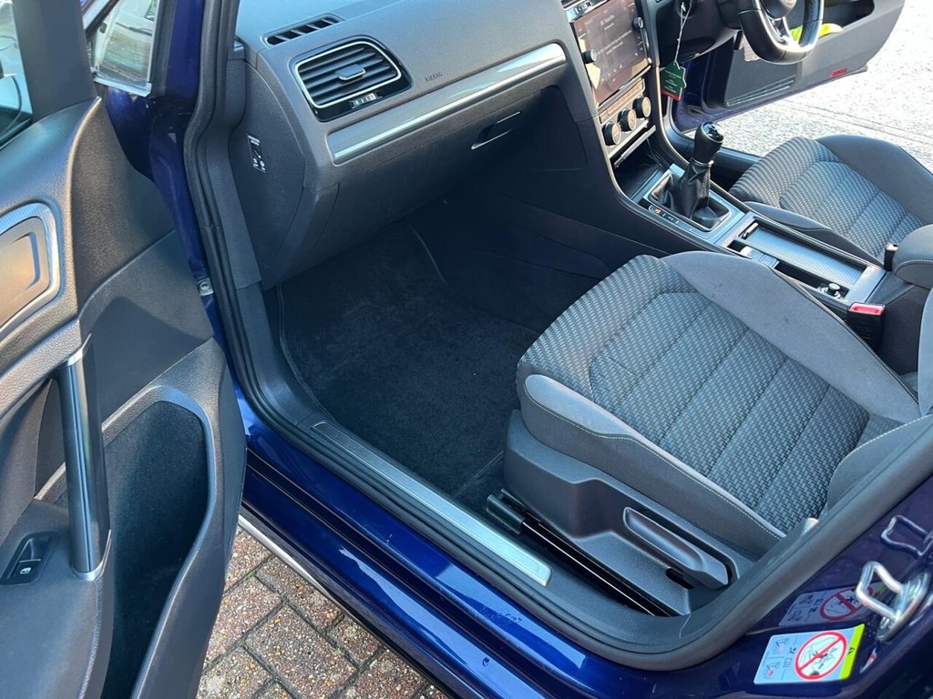 Used Volkswagen Golf 2018 for sale - 77056414: Photo 12