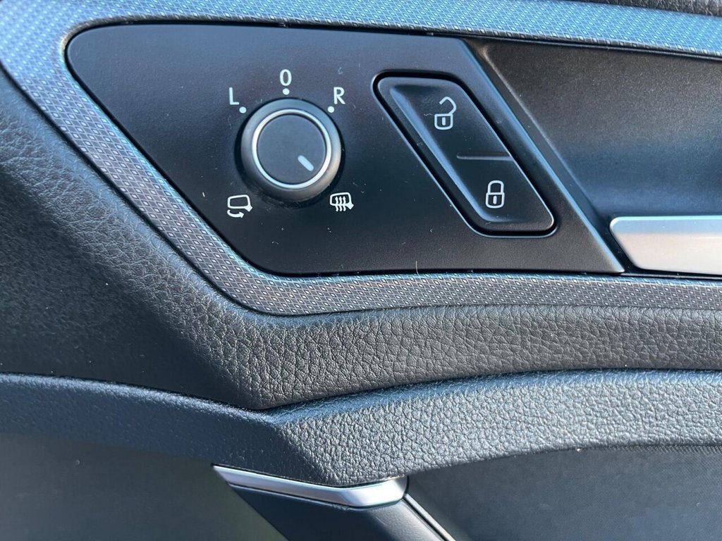 Used Volkswagen Golf 2018 for sale - 77056414: Photo 17