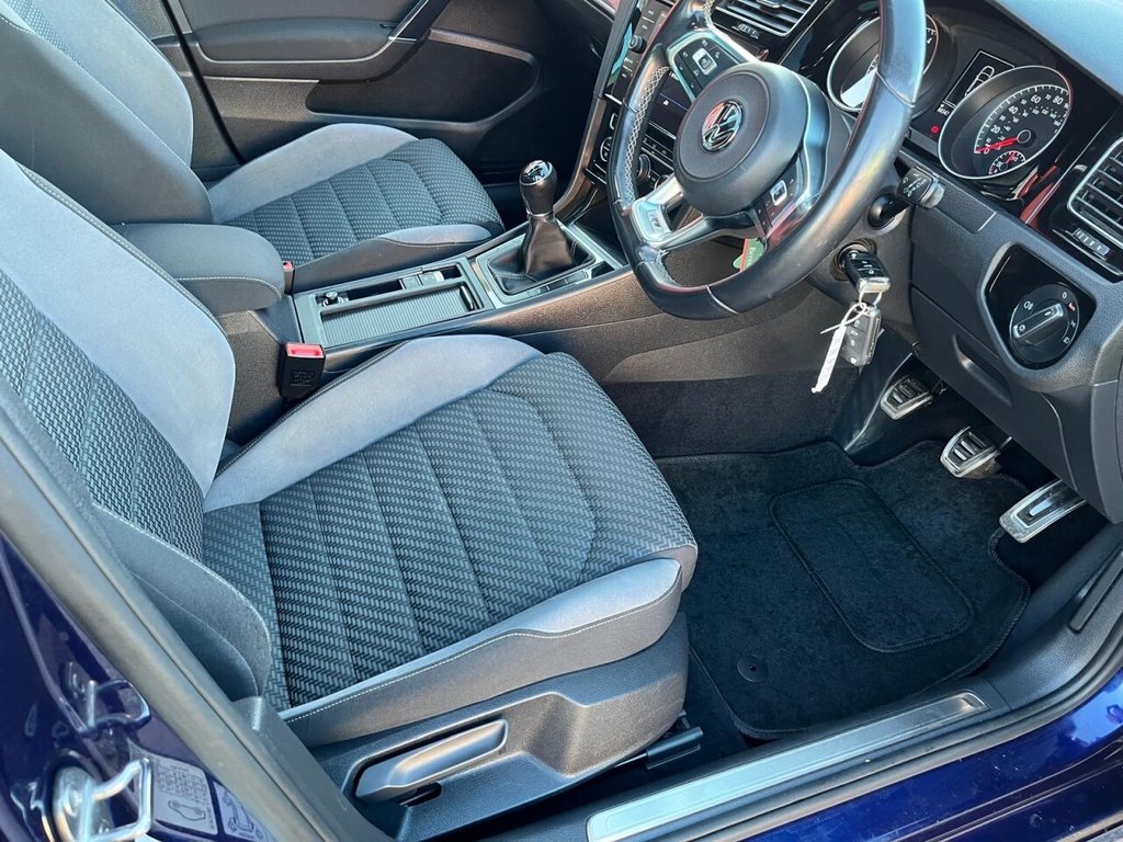 Used Volkswagen Golf 2018 for sale - 77056414: Photo 2