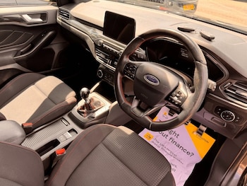 Used Ford Focus 2018 for sale - 78964352: Photo