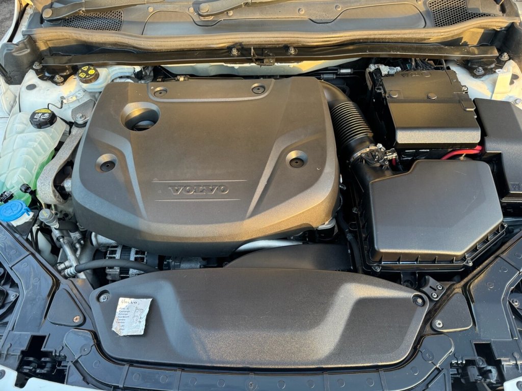 Used Volvo V40 2016 for sale - 77133424: Photo 25