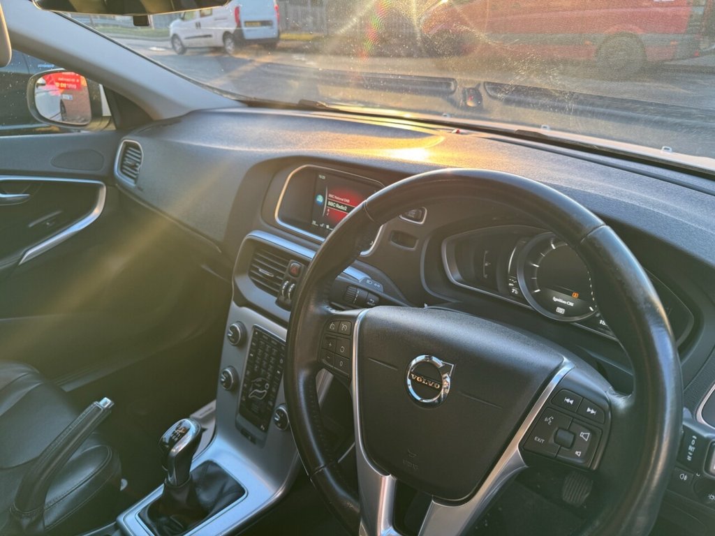 Used Volvo V40 2016 for sale - 77133424: Photo 3