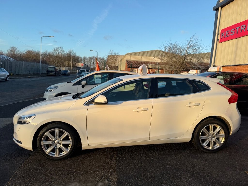 Used Volvo V40 2016 for sale - 77133424: Photo 8