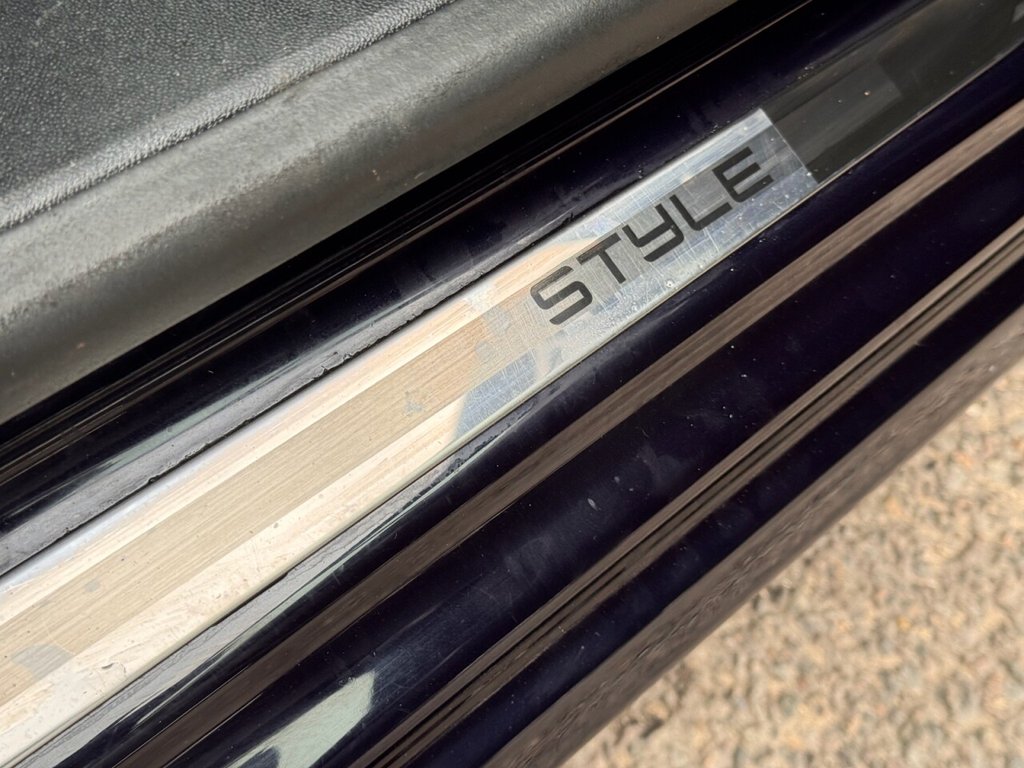 Used Peugeot 208 2014 for sale - 77654606: Photo 20