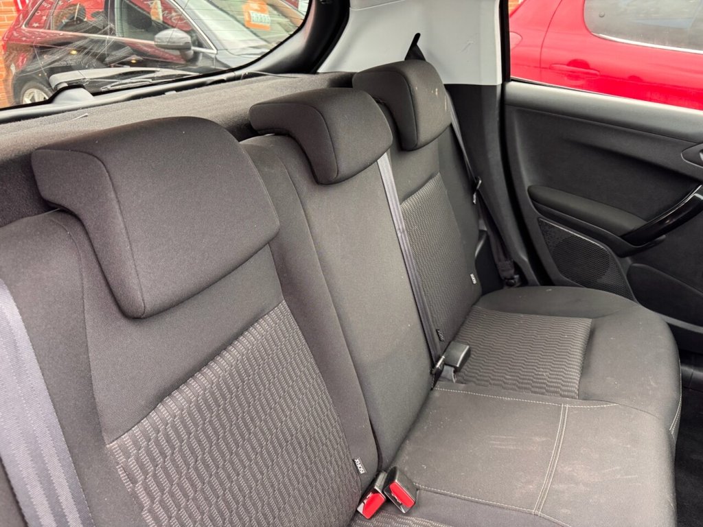 Used Peugeot 208 2014 for sale - 77654606: Photo 21