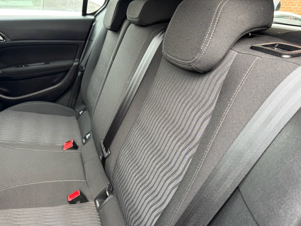 Used Peugeot 308 2015 for sale - 77520873: Photo 14