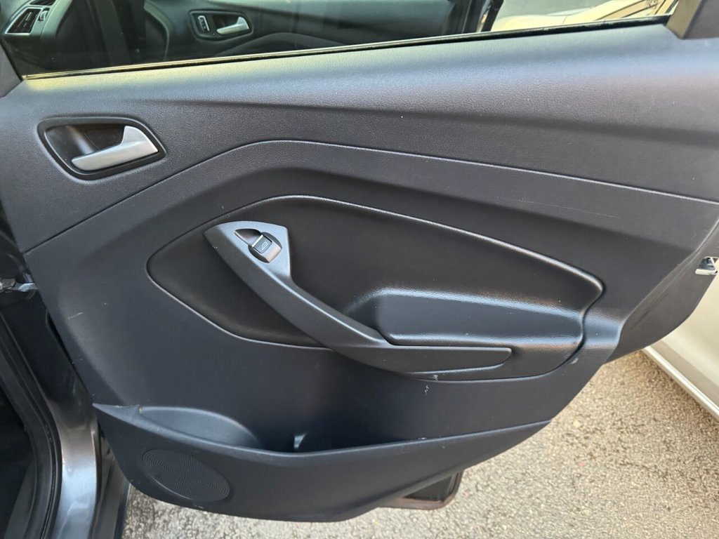 Used Ford Kuga 2016 for sale - 76923780: Photo 25