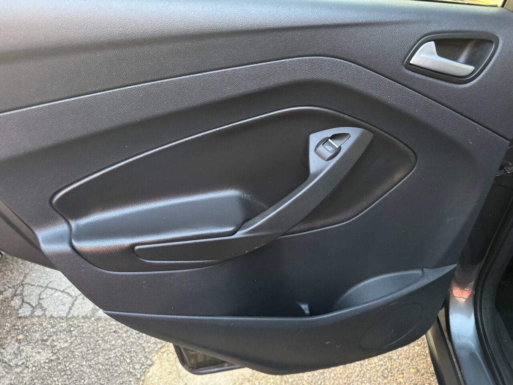 Used Ford Kuga 2016 for sale - 76923780: Photo 29