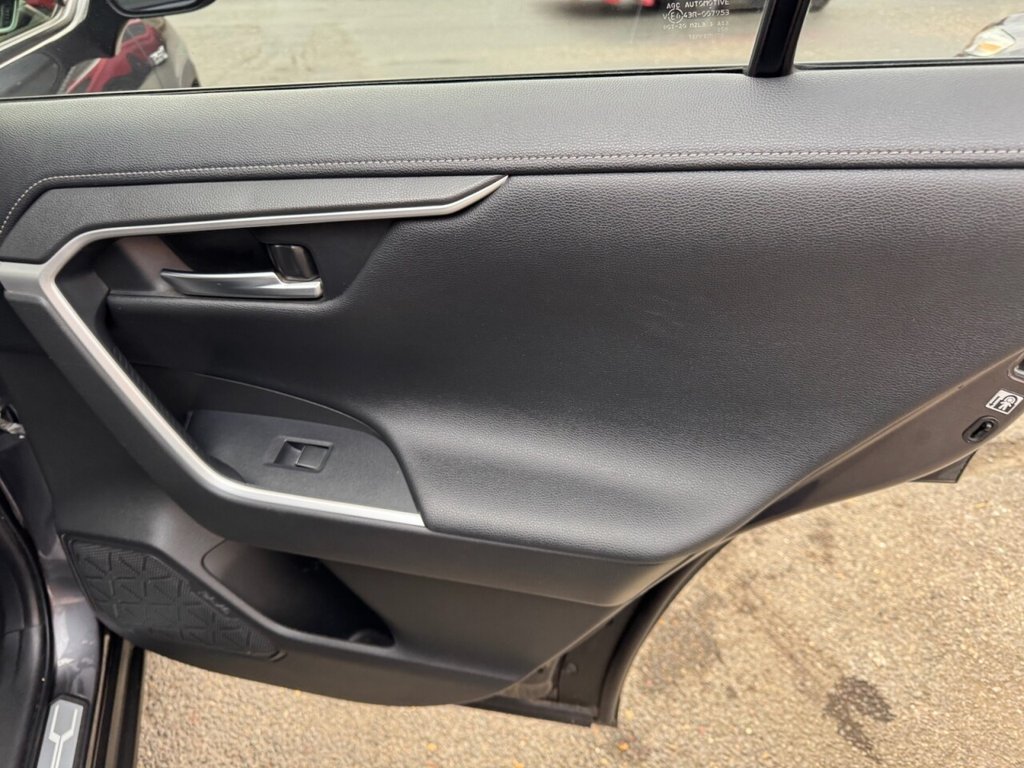 Used Toyota RAV4 2020 for sale - 76642382: Photo 23