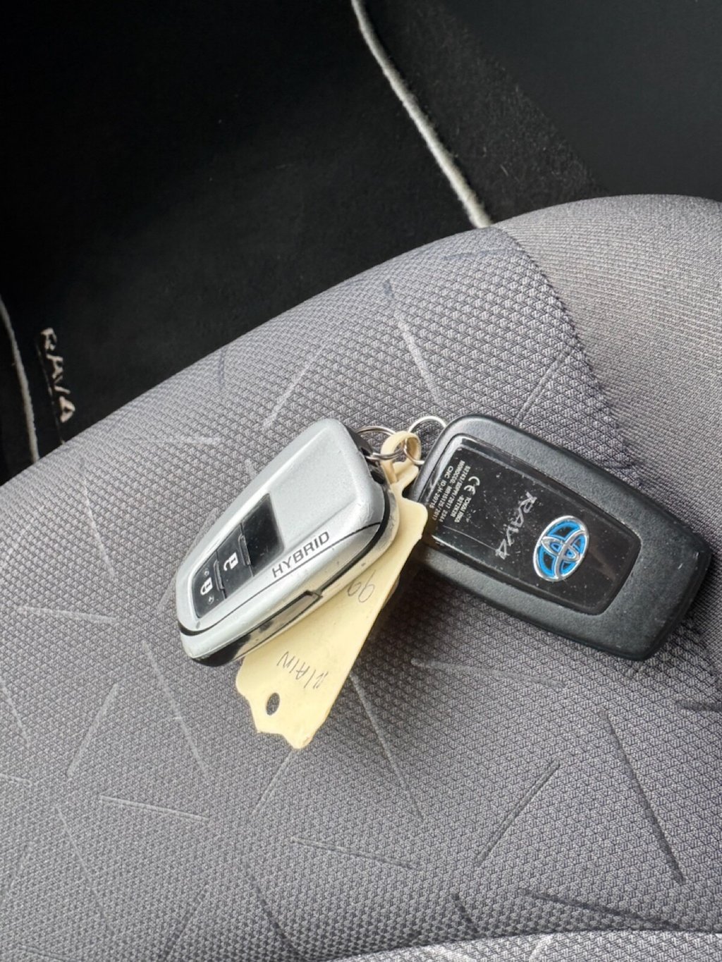 Used Toyota RAV4 2020 for sale - 76642382: Photo 31