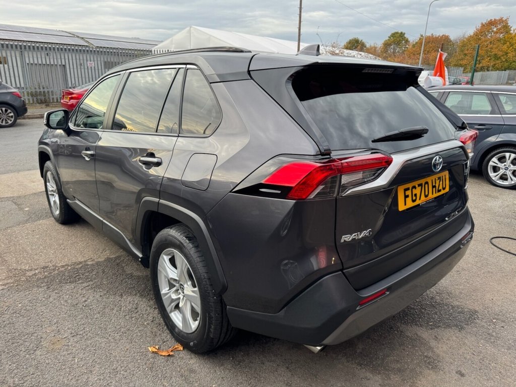 Used Toyota RAV4 2020 for sale - 76642382: Photo 8
