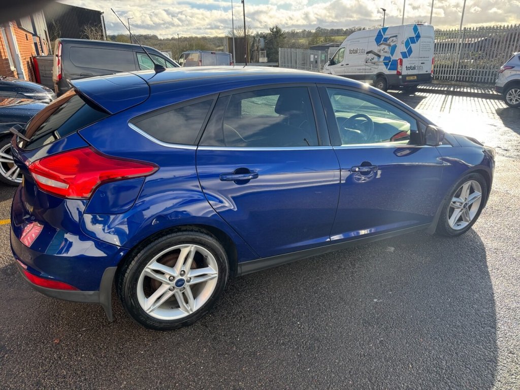 Used Ford Focus 2015 for sale - 77572094: Photo 5