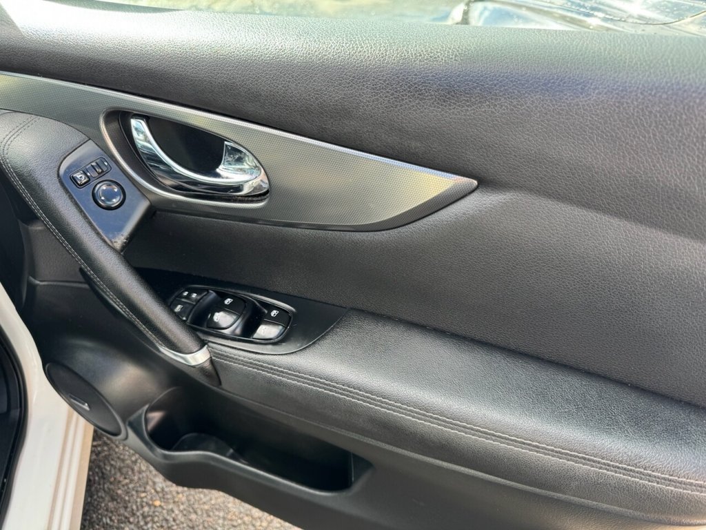 Used Nissan Qashqai 2017 for sale - 76190429: Photo 17