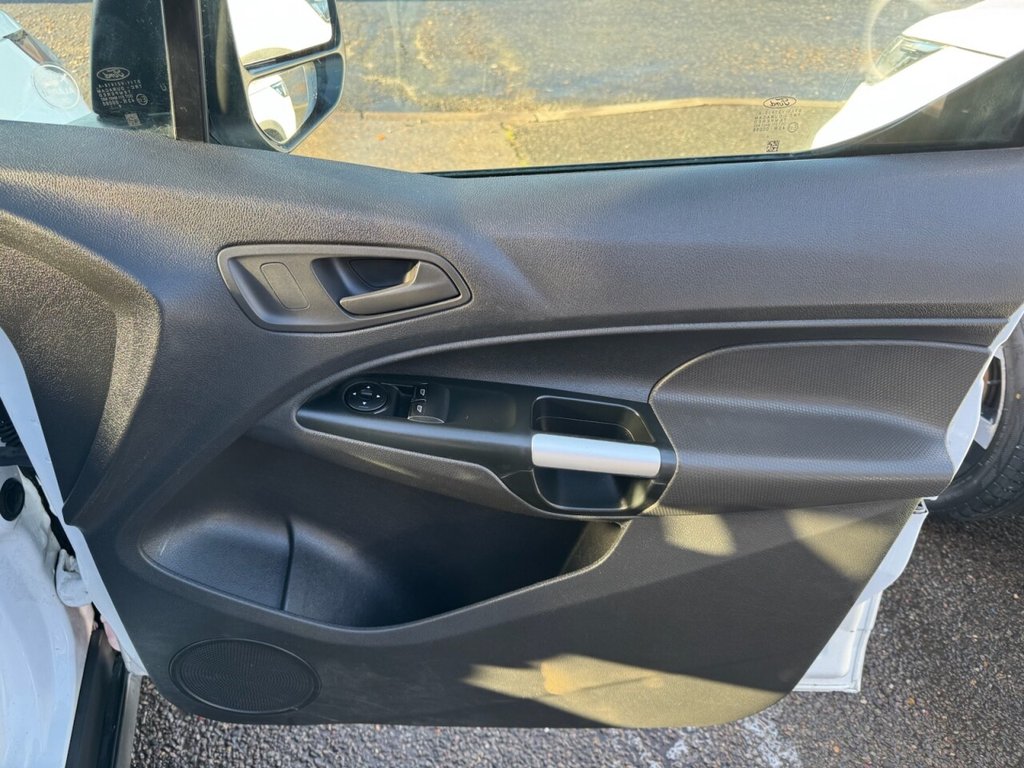 Used Ford Transit Connect 2017 for sale - 76783988: Photo 20