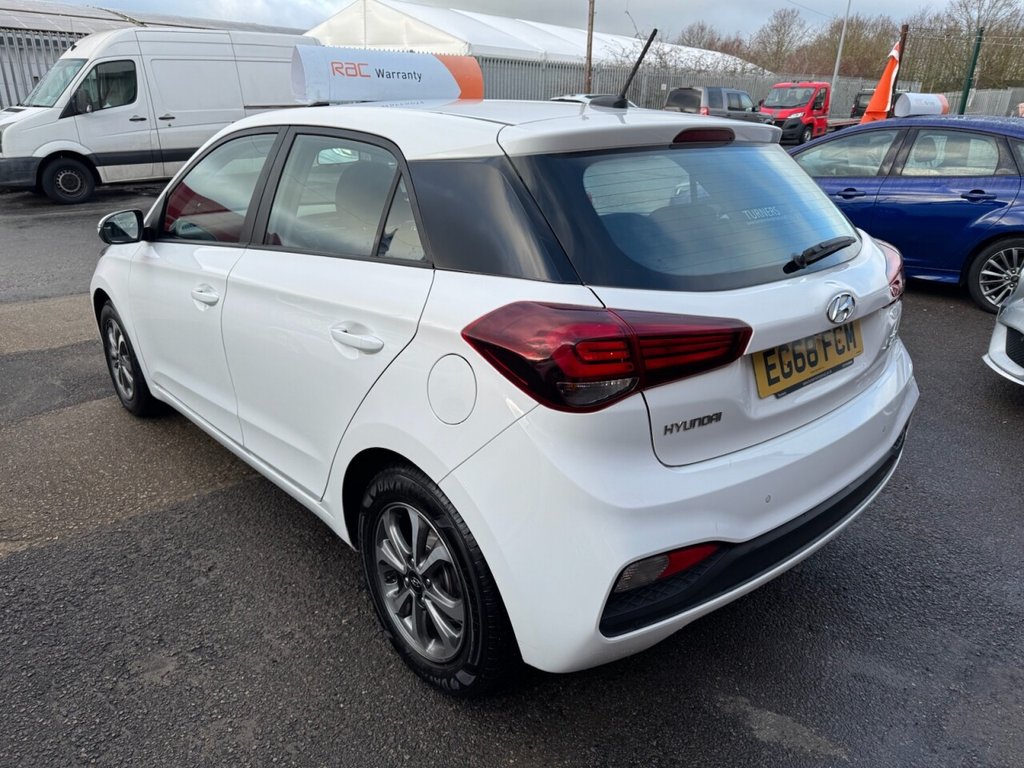 Used Hyundai i20 2019 for sale - 77161535: Photo 8