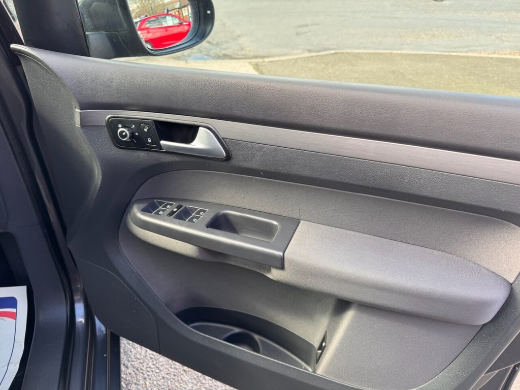 Used Volkswagen Touran 2014 for sale - 77836106: Photo 12