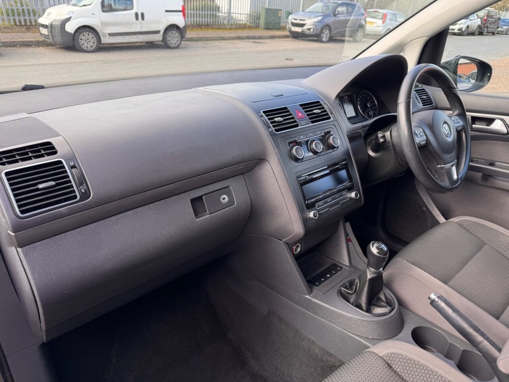 Used Volkswagen Touran 2014 for sale - 77836106: Photo 22