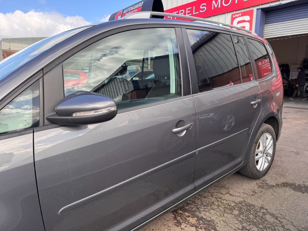 Used Volkswagen Touran 2014 for sale - 77836106: Photo 6